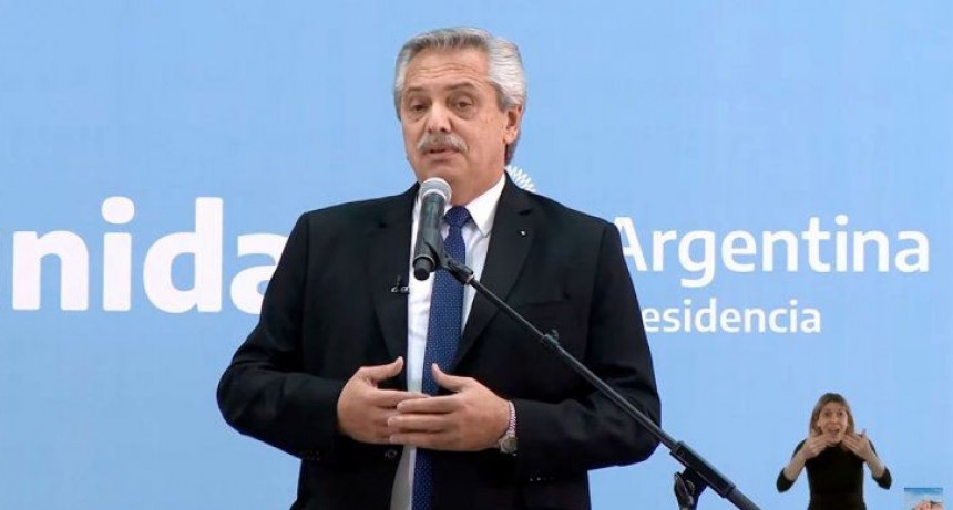 El Presidente le tomó juramento a los nuevos ministros