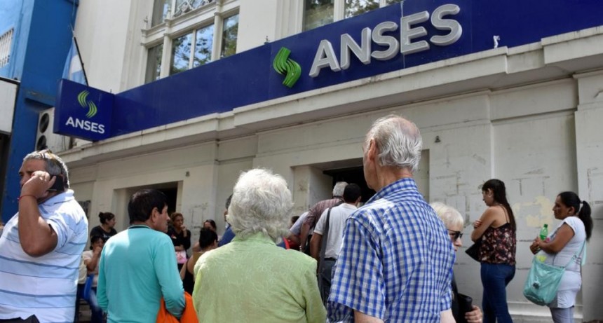 Anses paga hoy con aumento a millones de beneficiarios