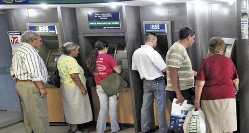 Jubilados,pensionados y beneficiarios de AUH cobran octubre  