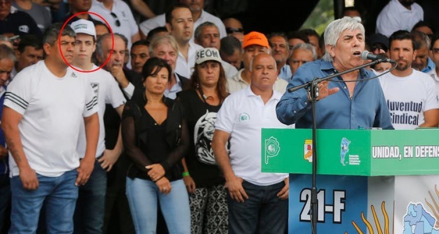 Hugo Moyano sumó a su último heredero a la mesa del poder