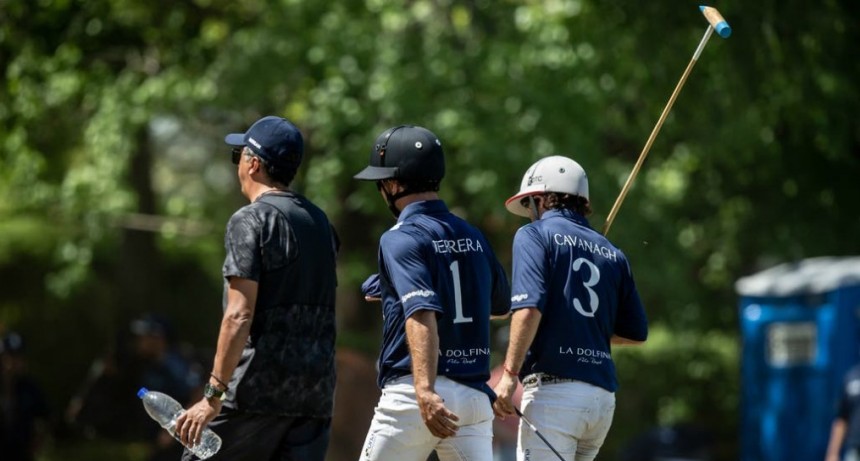 La Triple Corona empezó casi sin juego y con polémica 
