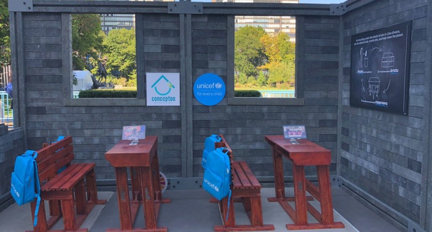 Transforman al plástico en educación en África
