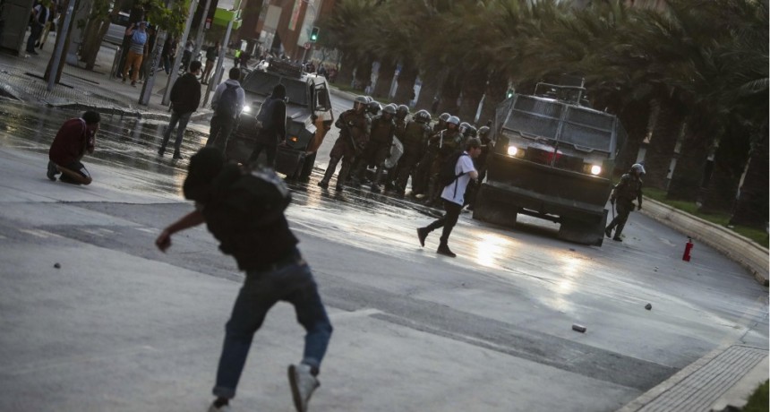 Volvieron las protestas y los cacerolazos en Chile