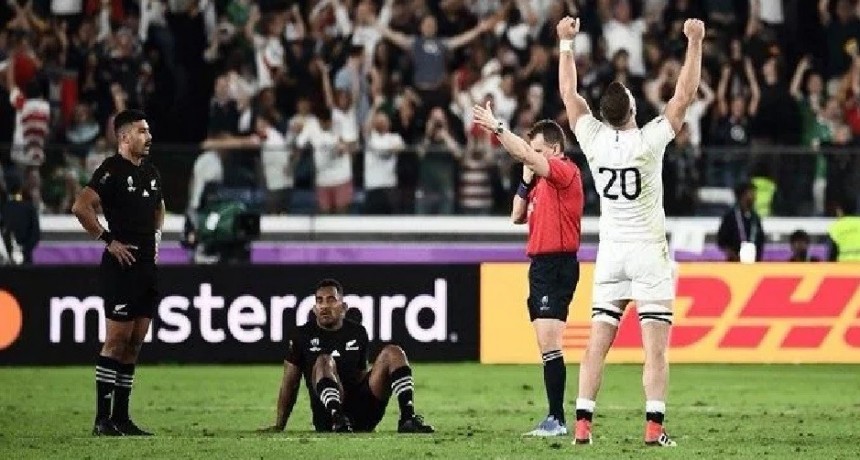 Inglaterra eliminò a los All Blacks y es finalista