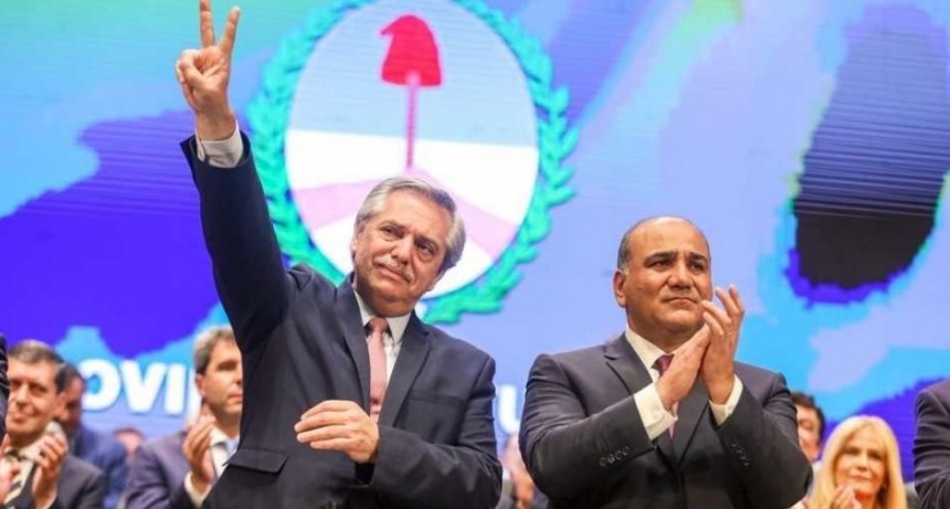 Fernández, en la asunción de Manzur: Vamos a enfrentar un tiempo complejo