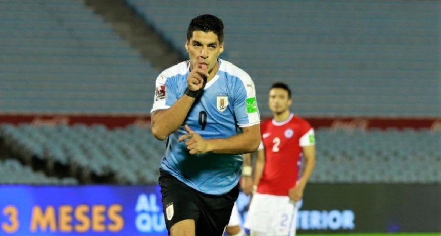  Uruguay le ganó a Chile en el Estadio Centenario