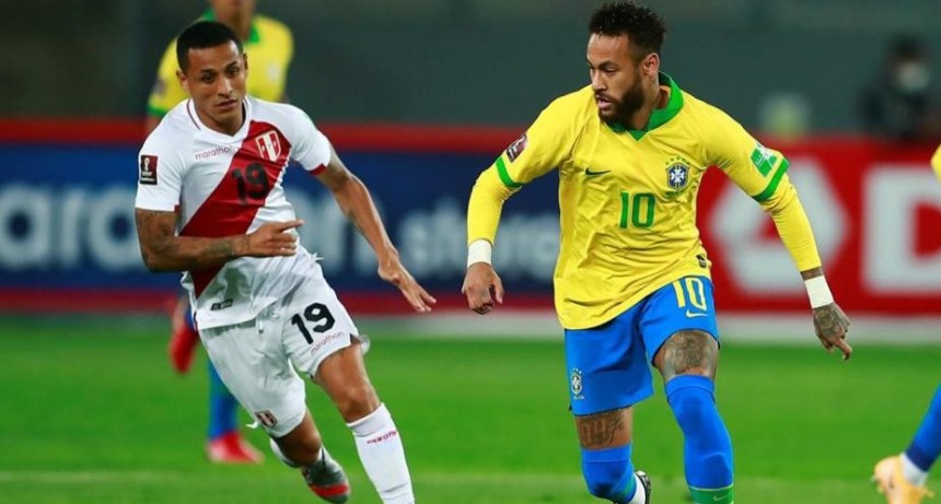  Perú y Brasil empatan en Lima