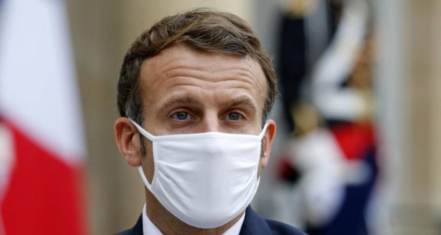 Francia anuncia confinamiento desde este viernes