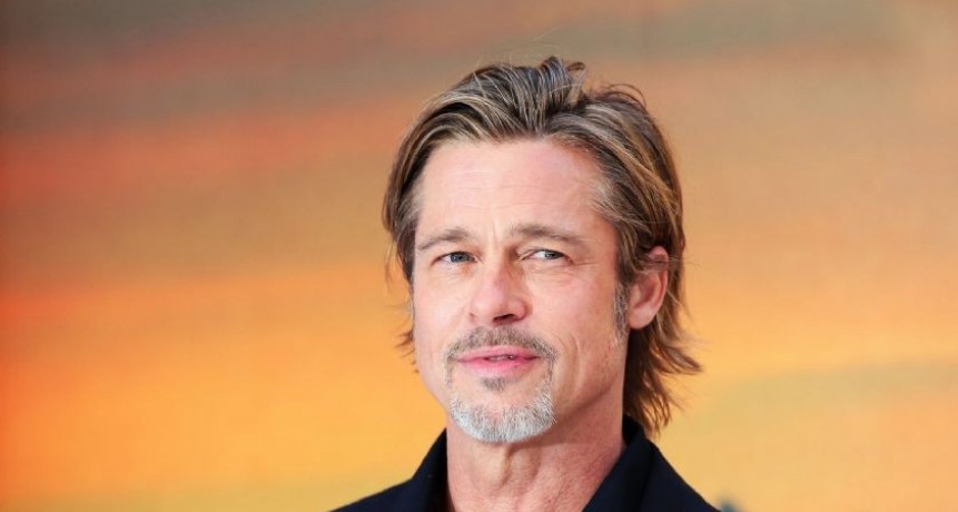 Brad Pitt sufre su duelo por amor