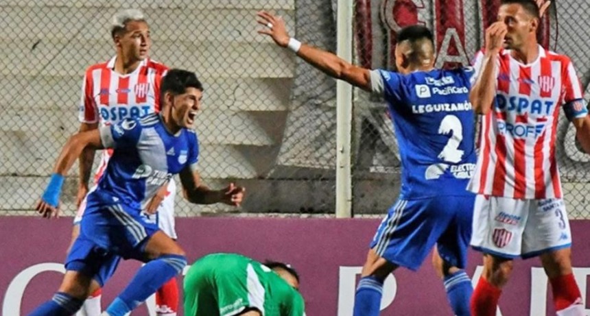 Unión perdió anoche en Santa Fe ante Emelec
