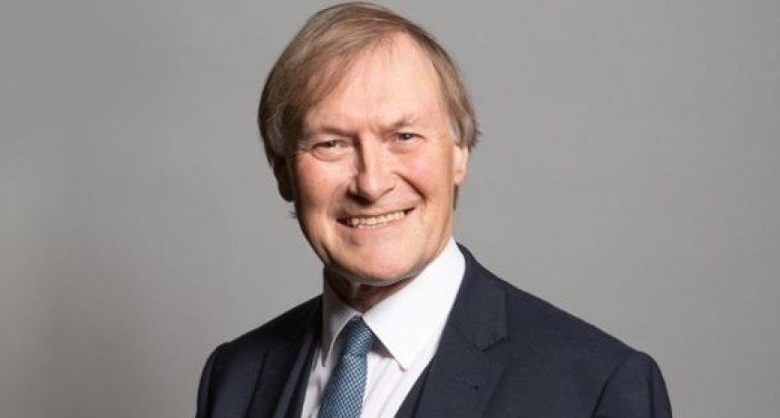 Diputado conservador británico asesinado en una iglesia