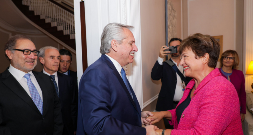 El FMI autorizó un' desembolso inmediato' de u$s 3.800 millones.