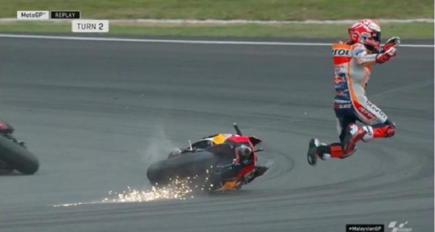 Fuerte caìda de Marc Marquez