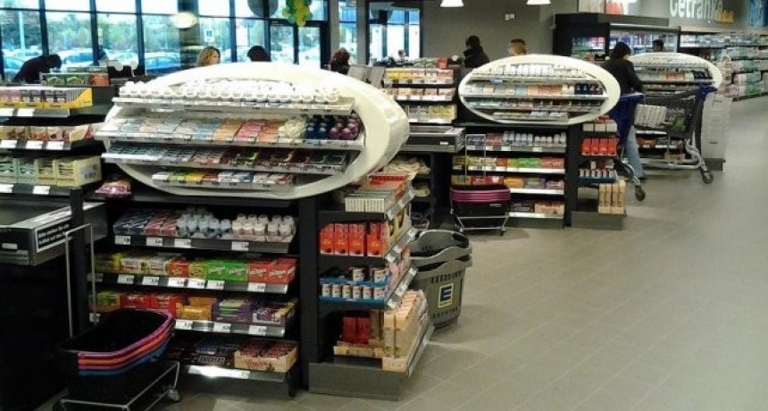 Quieren eliminar los dulces de la línea de cajas de los supermercados