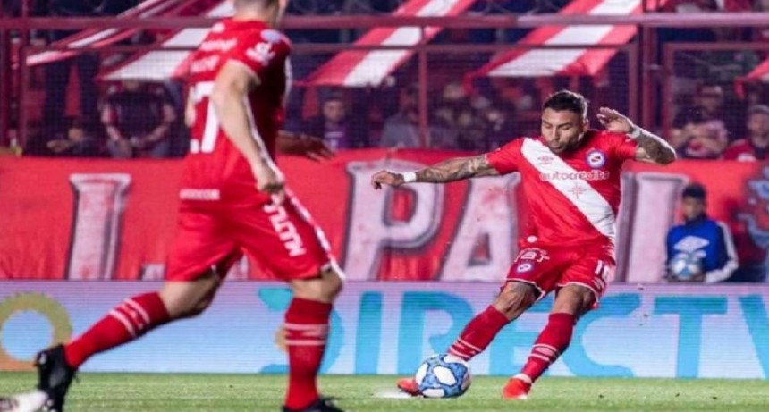 Argentinos igualó ante Defensa y Justicia