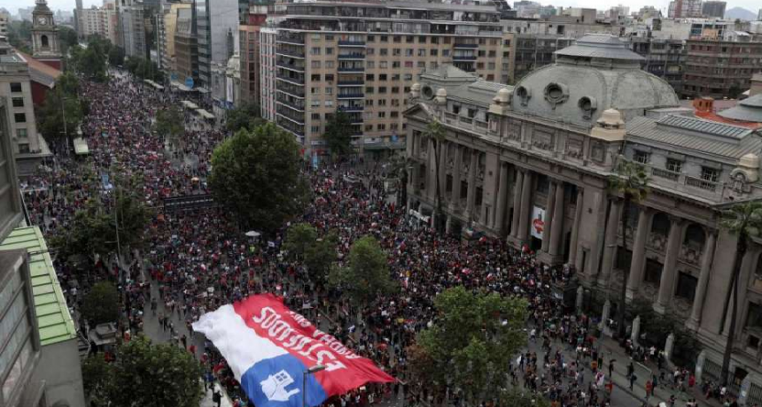 La ola de protesta dejo 23 muertos y varios heridos