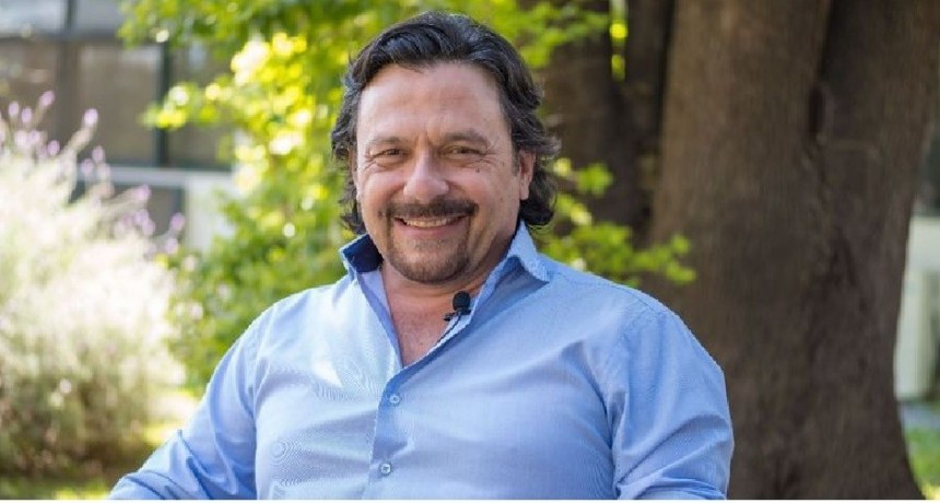 Gustavo Saénz es el  gobernador de Salta