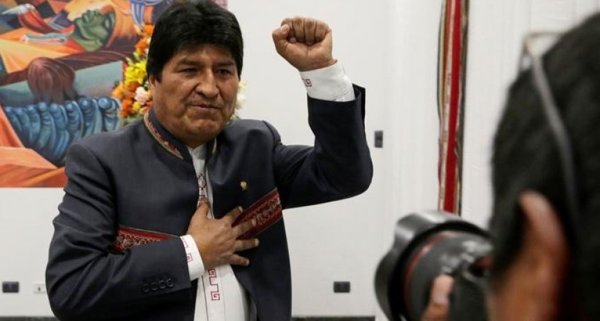 Evo Morales llegaría a México hoy, entre las 11:00 y 11:30