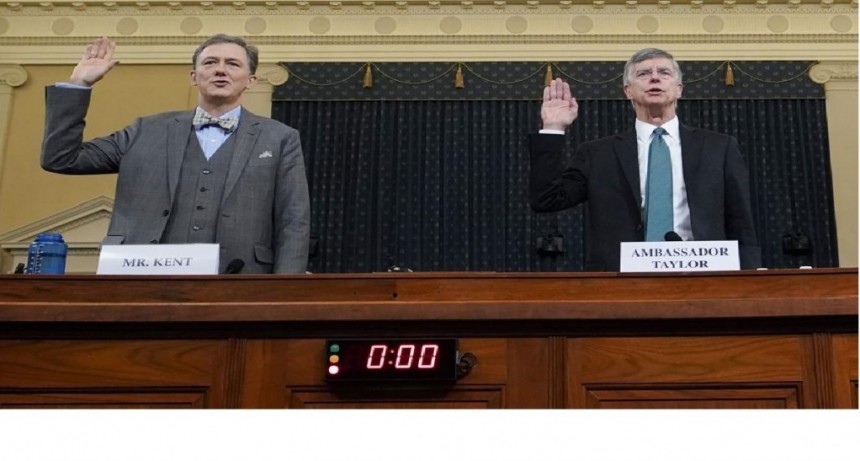 Impactante testimonio sacude la primera audiencia por el impeachment a Trump
