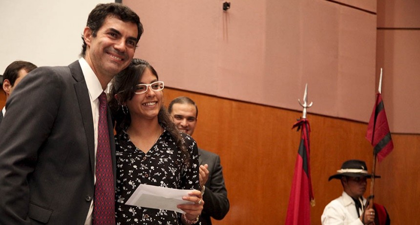 El gobierno provincial entrega créditos de hasta 50 mil pesos