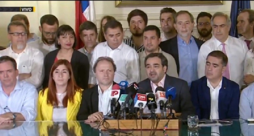 Histórico acuerdo en Chile para avanzar con el cambio de la Constitución