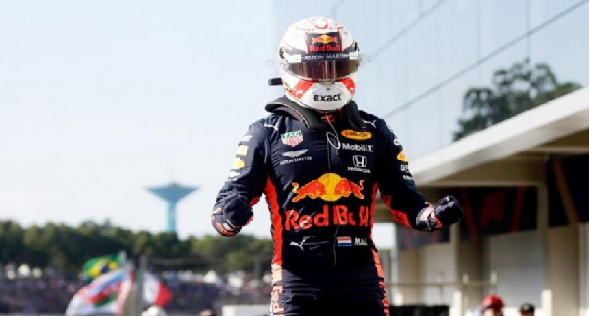 Verstappen se quedó con la pole en Brasil