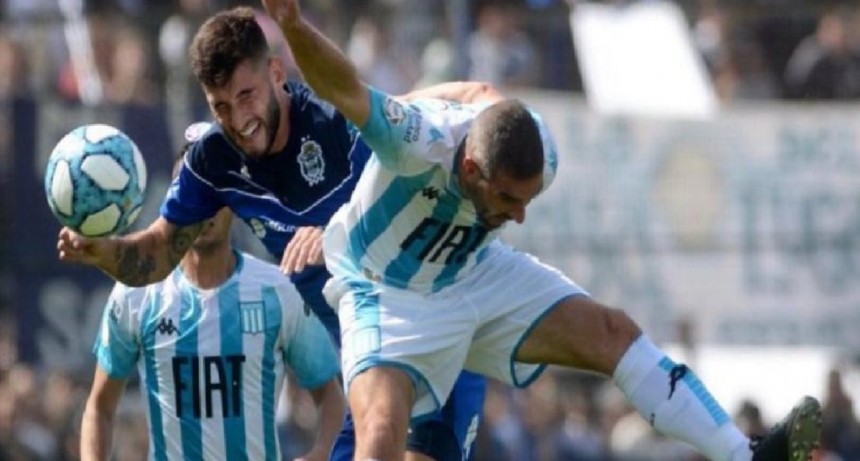 Diego Maradona podría dejar Gimnasia por una jugada política 