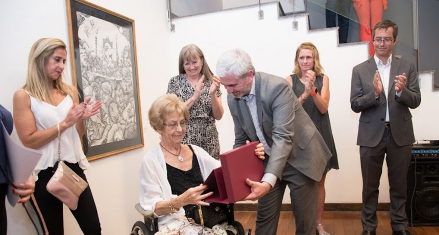  Homenaje a Carmen Martorell