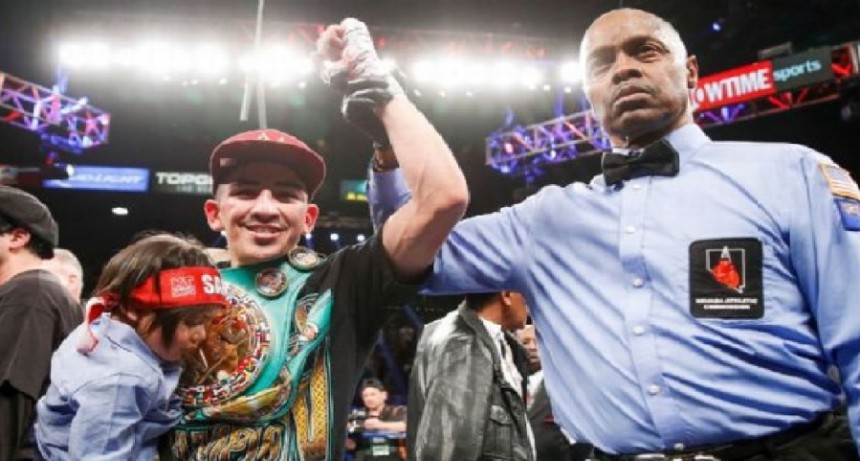 Santa Cruz se impone a Miguel Flores