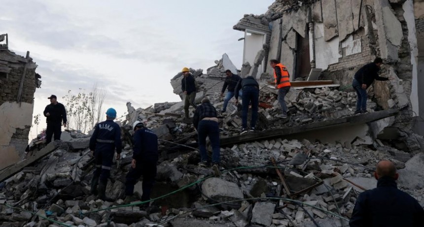Terremoto de magnitud 6,4 en Albania deja 9 muertos
