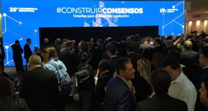 La UIA realiza su tradicional cumbre con Macri  