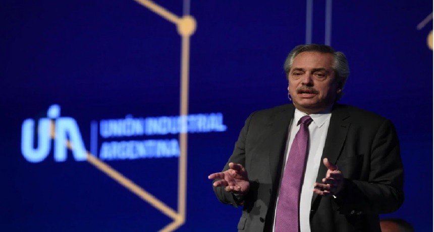 Fernández prometió reactivar la producción y limitar importaciones