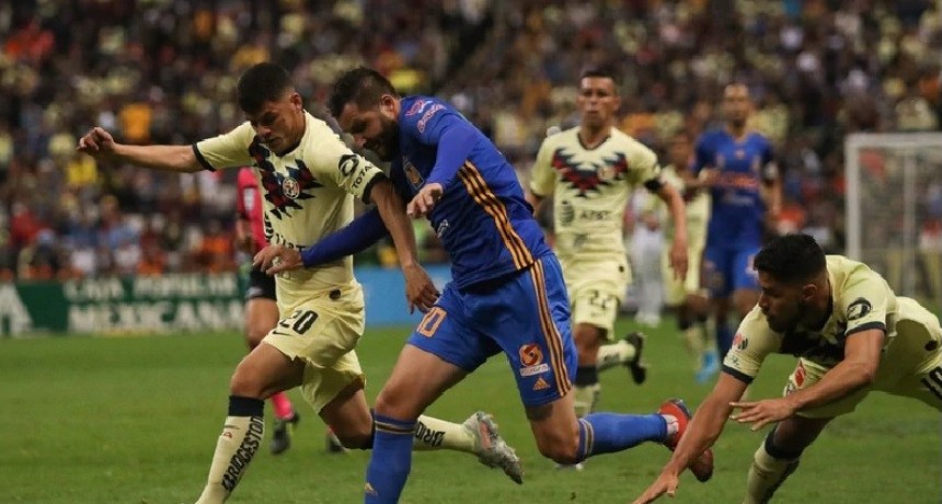 Tigres venció al América 2 a 1 en el Estadio Azteca