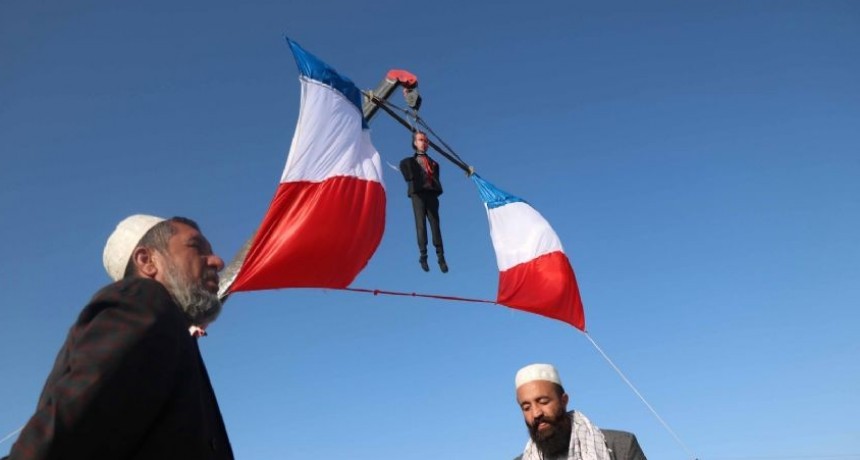 Protestas masivas contra Macron en Afganistán, Pakistán y Bangladesh