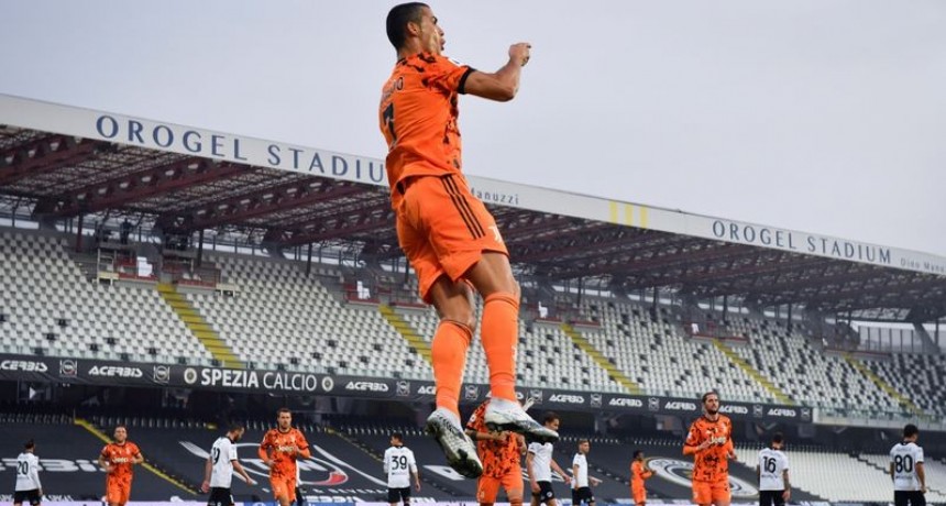 El Milan triunfo por 2-1 ante el Udinese