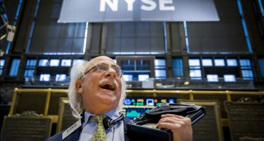 Wall Street se recupera centrado en la carrera por la Casa Blanca