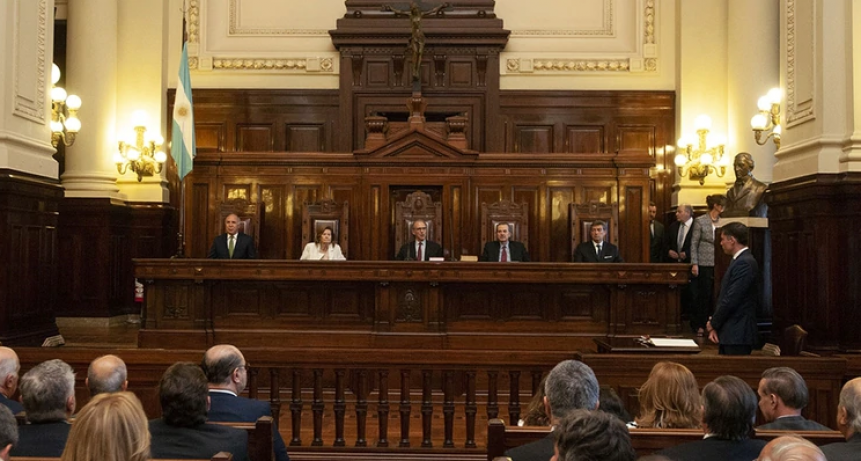 La Corte ratificó a dos de los tres jueces apuntados