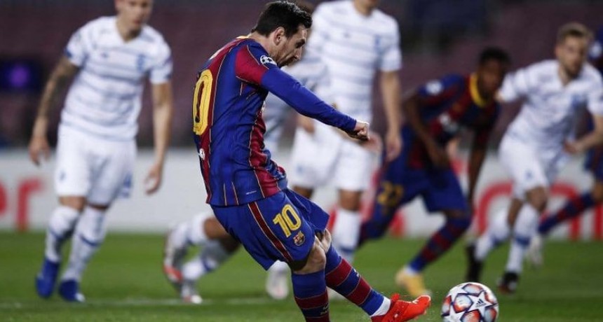 Barcelona le gano a Dinamo Kiev  