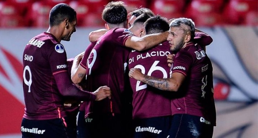 Lanús consiguió una infartante clasificación ante San Pablo