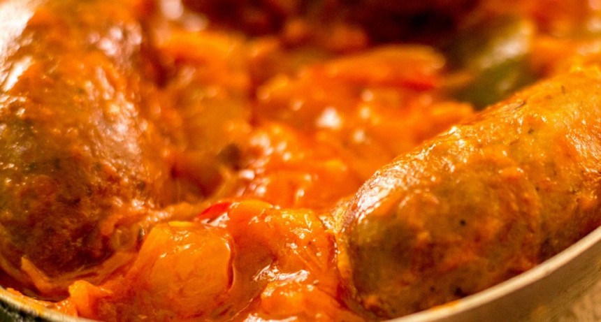 Chorizo a la pomarola 