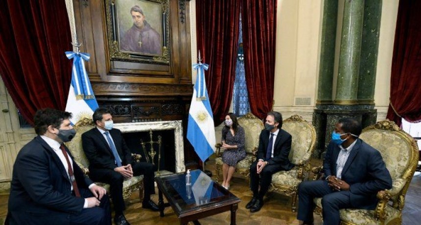 Sergio Massa recibio a funcionarios del FMI