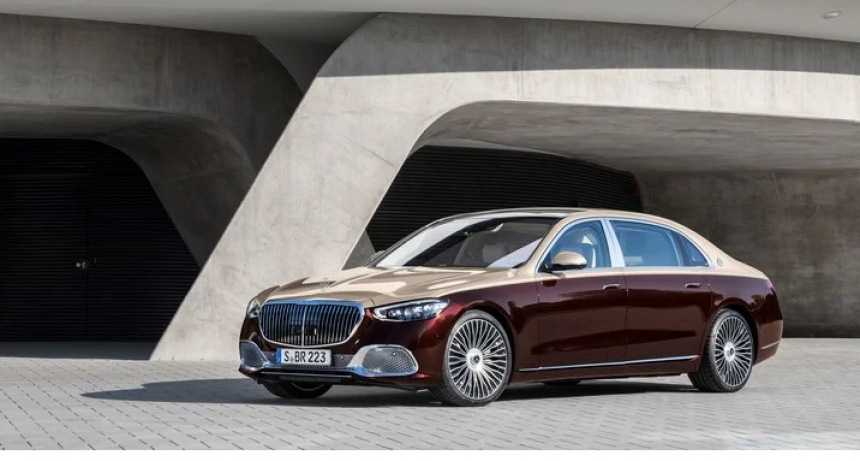 El Mercedes Benz  Maybach Clase S