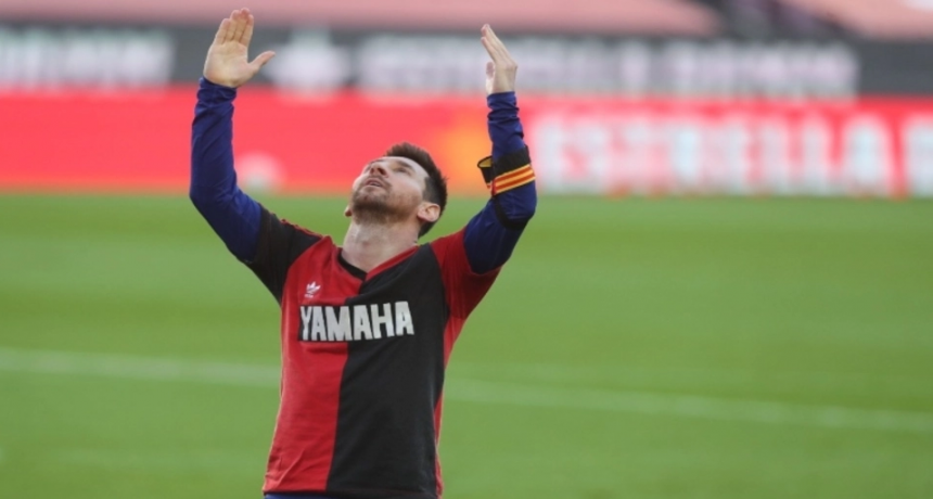 Messi hizo un golazo y se vistió de Maradona