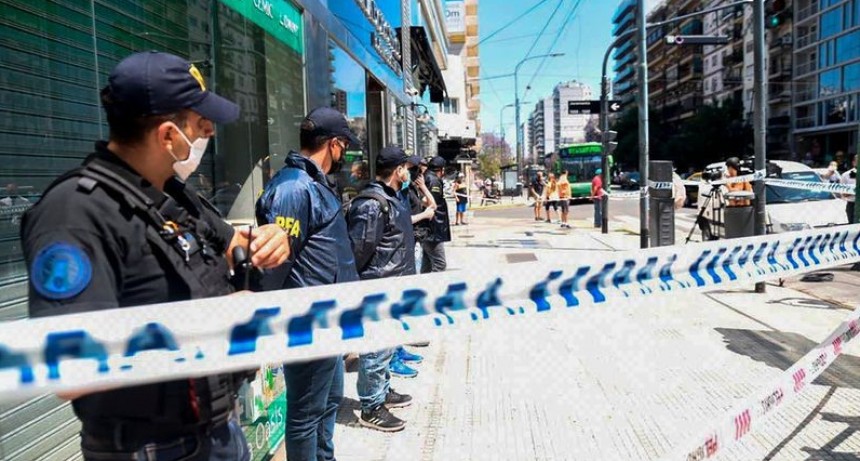 Por qué allanaron la casa del médico Leopoldo Luque