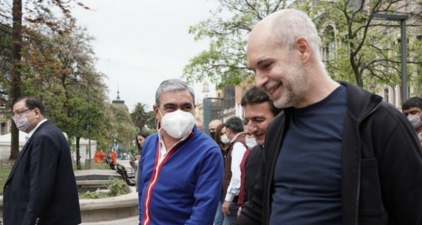 Se bajó el senador de Juntos y asumirá su esposa por Tucumán
