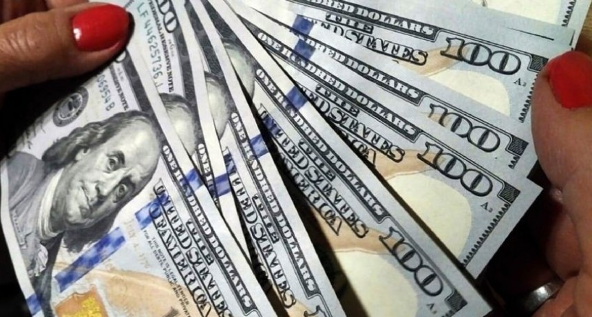 El dólar del mercado paralelo sigue en alza