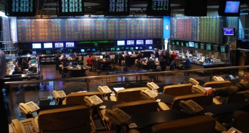 El S&P Merval profundizo su caida afectado por arancel estadounidense