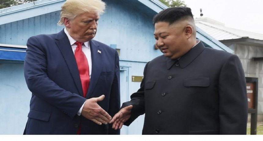 Trump solicita a Corea del Norte que se  desnuclearise 