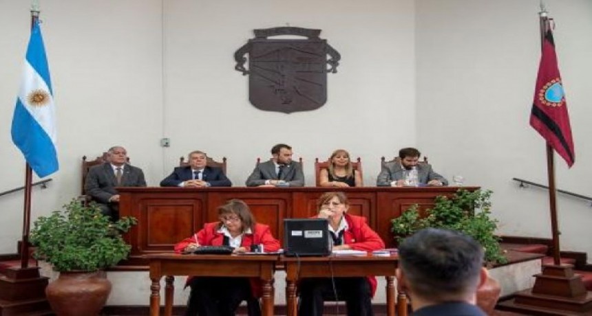 La Intendenta Capitalina presta juramento ante el Consejo Deliberante