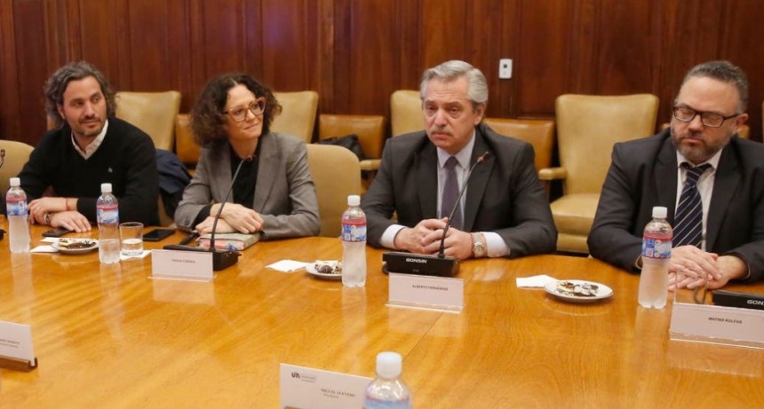 El Gobierno delinea la ley de emergencia y llamó a extraordinarias